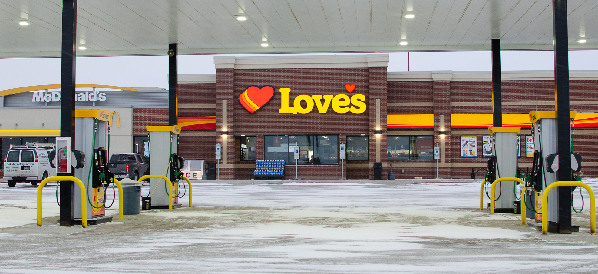 love's travel stop vinton photos