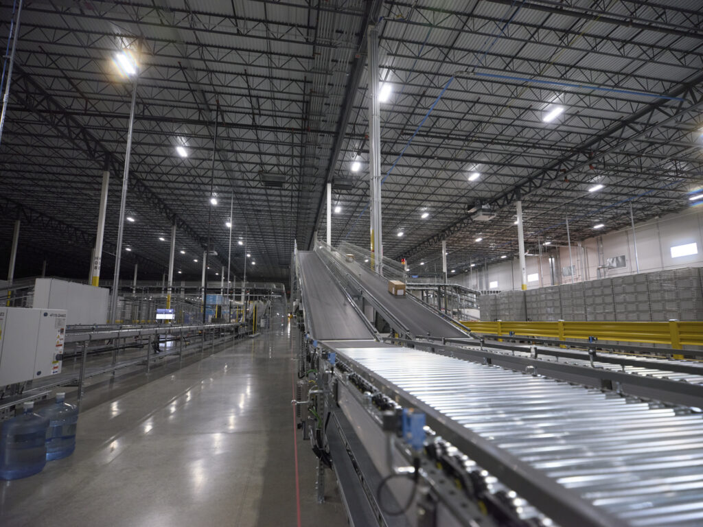 Walmart Fulfillment Center - BRR Architecture